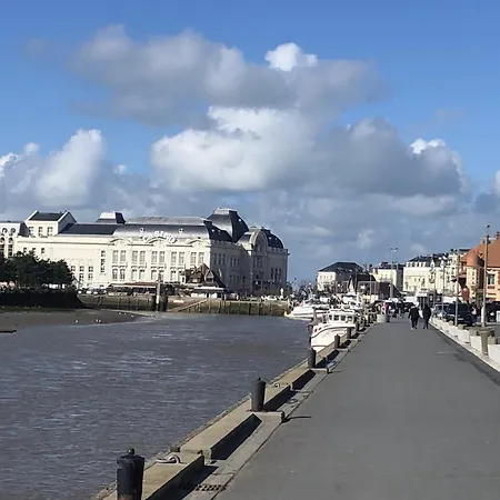 Charming Flat Middle Of Trouville, 150m From Apartment *