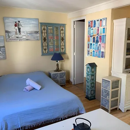 Apartmán Charming Flat Middle Of Trouville, 150m From