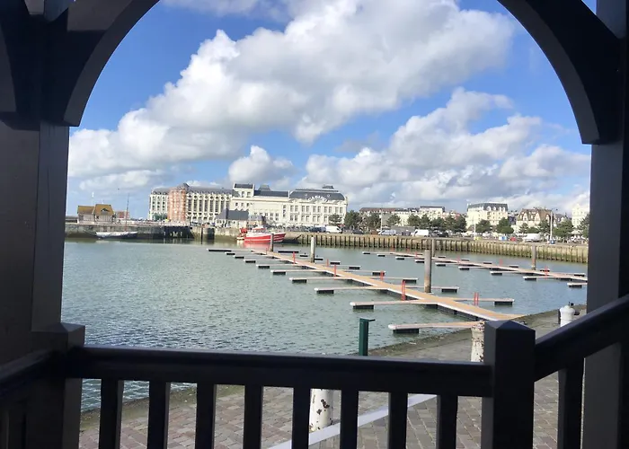 Charming Flat Middle Of Trouville, 150m From